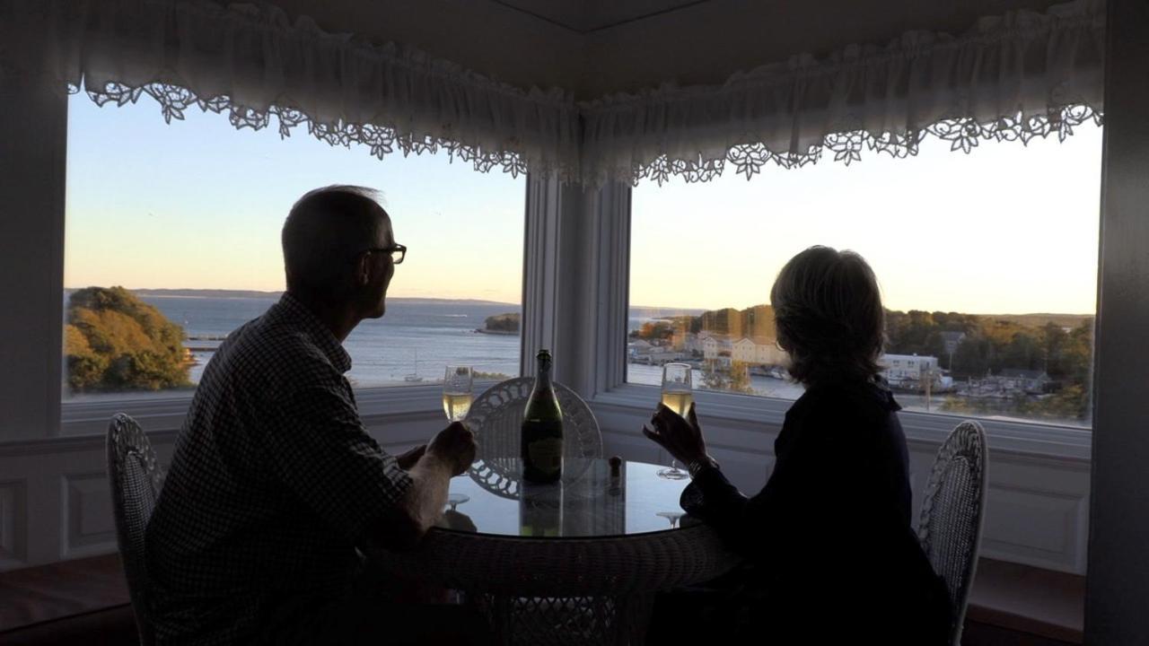Sands Of Time Motor Inn & Harbor House Woods Hole Eksteriør bilde