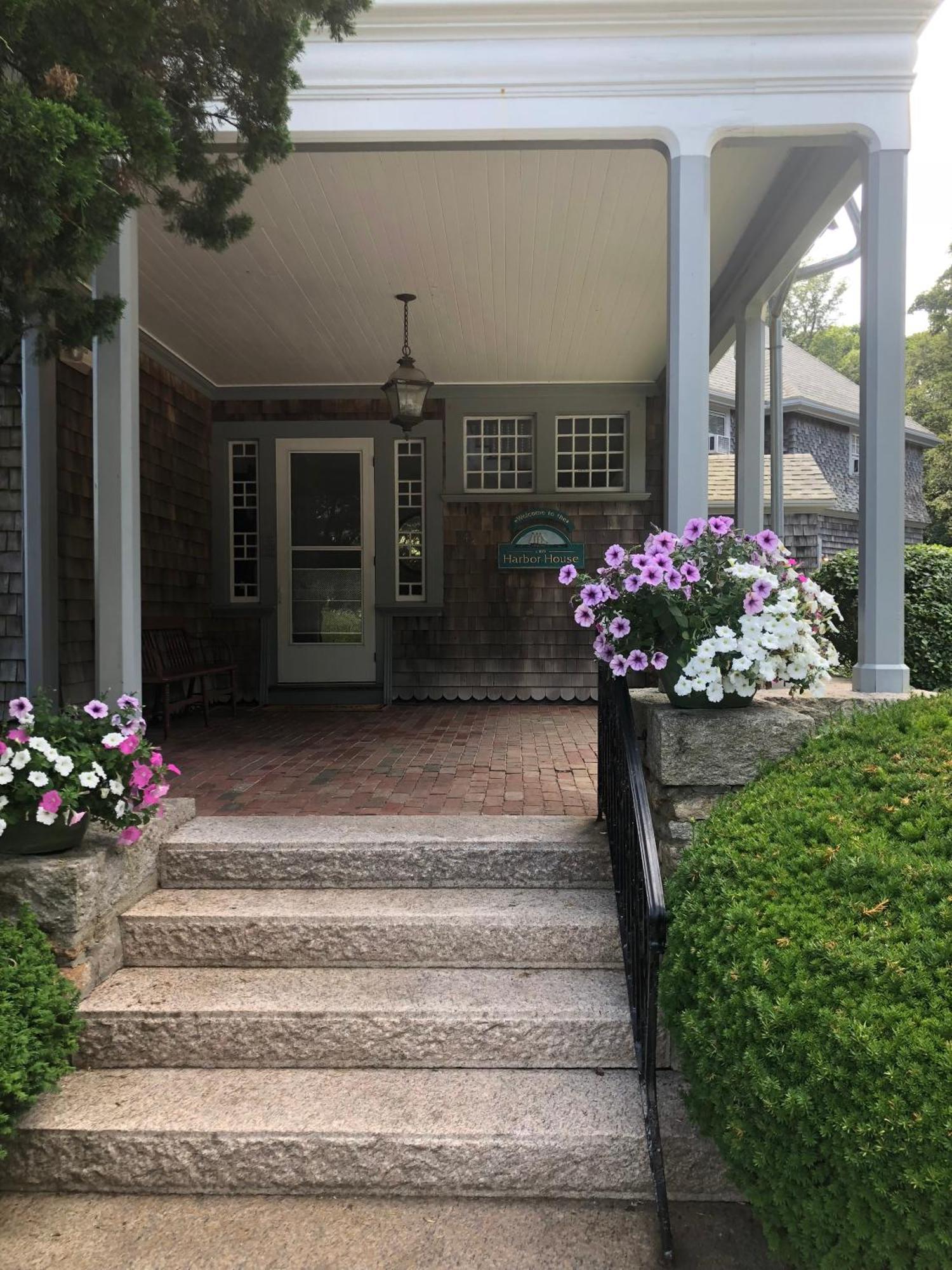 Sands Of Time Motor Inn & Harbor House Woods Hole Eksteriør bilde